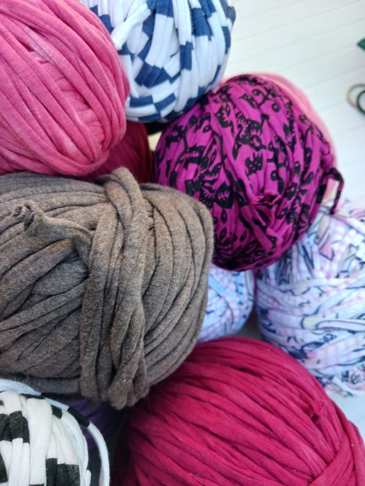 Novelos de trapíllho 4 k 500 gr para trabalhos manuais