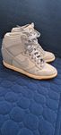 Buty snakersy Nike roz 35/36
