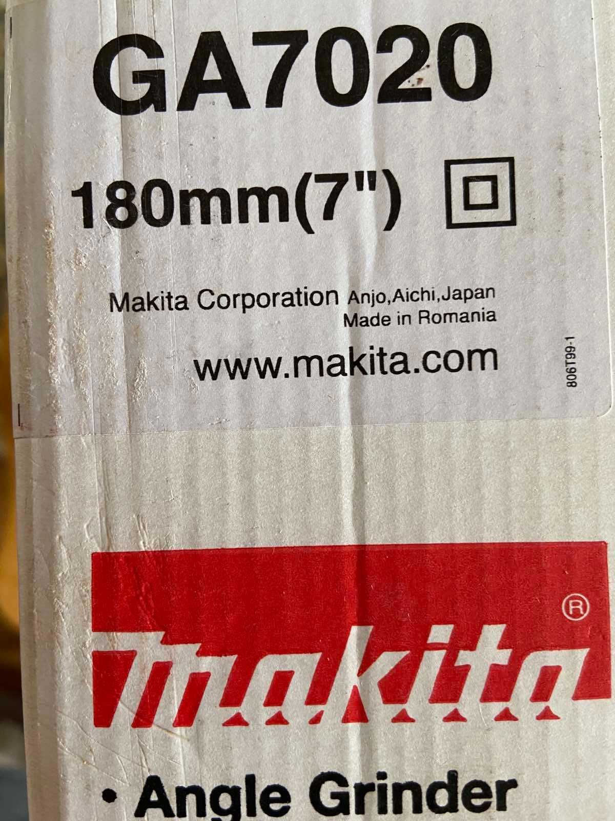 Шлифовальная машина угловая ( Болгарка ) Makita GA7020