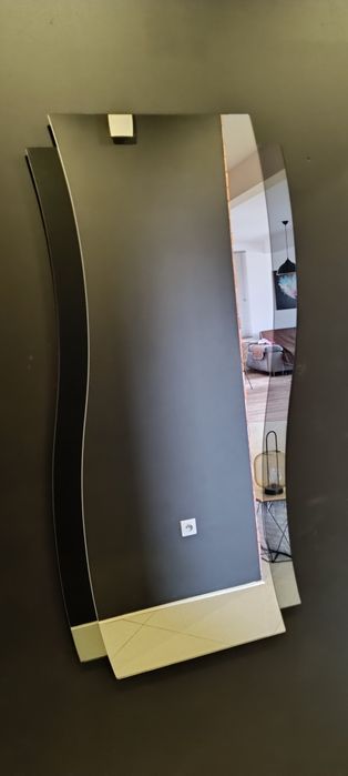 Lustro do powieszenia na ścianę