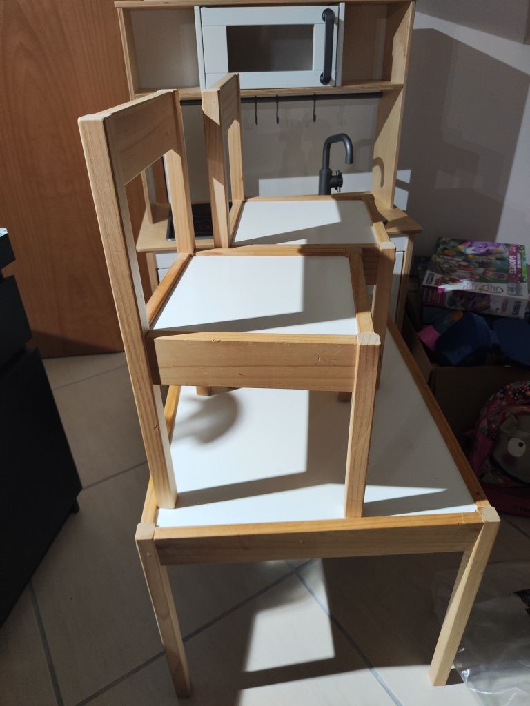 Cozinha Ikea de brincar + mesa + cadeiras