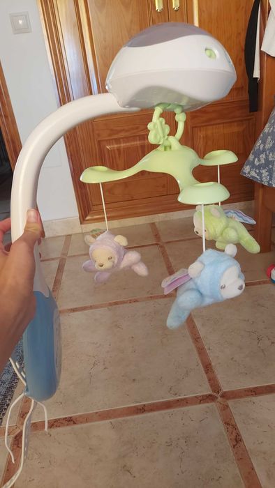 Urocza karuzela Fisher Price z pilotem