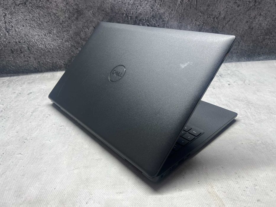 Dell Latitude / i5 1135G7 4.2GHz / 16GB DDR4 / 512SSD / 15.6FHD / W11