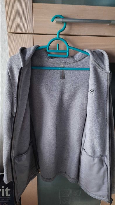 Нова тепла толстовка outventure р.44 S