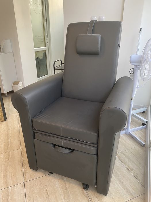 Fotel kosmetyczny Panda Trzebnica LUCIO do pedicure
