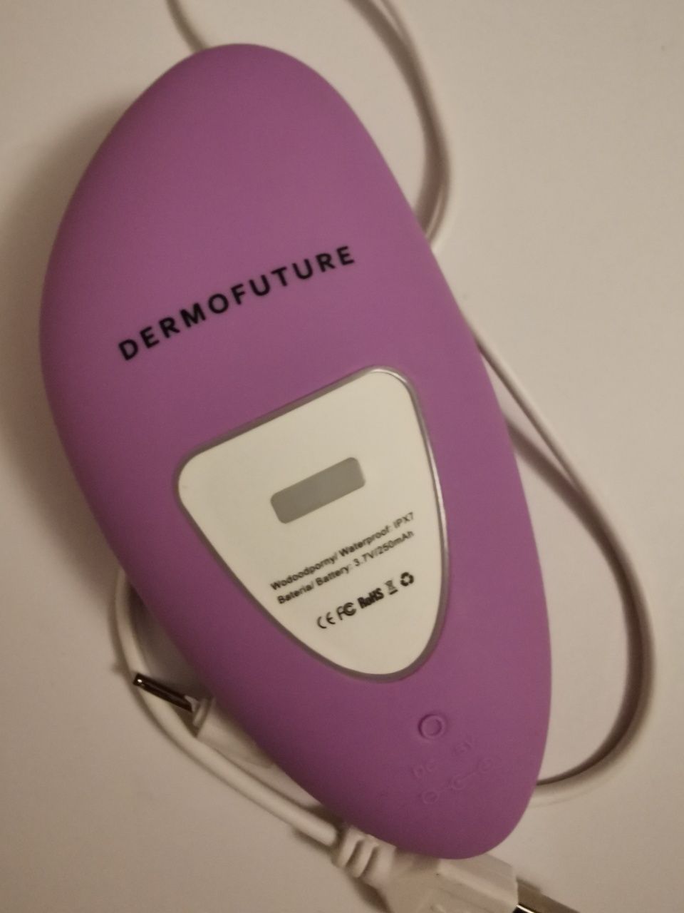 Szczoteczka soniczna Dermofuture + kabel