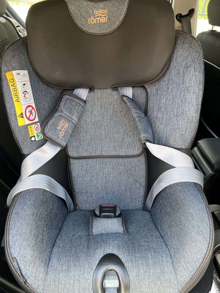 Britax Römer Cadeira-Auto Dualfix M i-SIZE Blue Marble