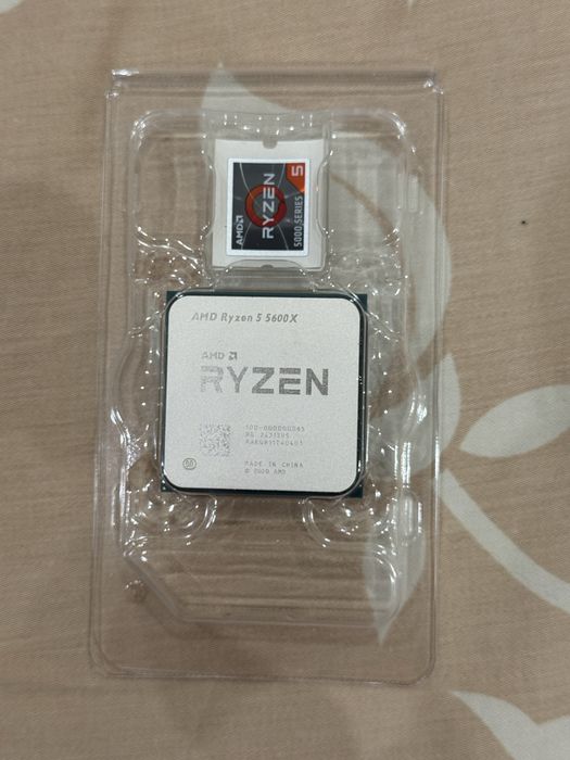 Процесор Ryzen 5 5600X