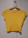 Żółty crop top ...