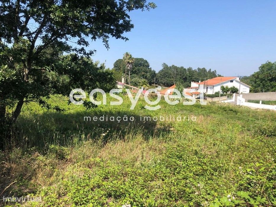Terreno Urbano para construção de sete moradias na Batalha