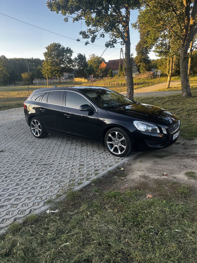 Sprzedam Volvo V 60 240KM