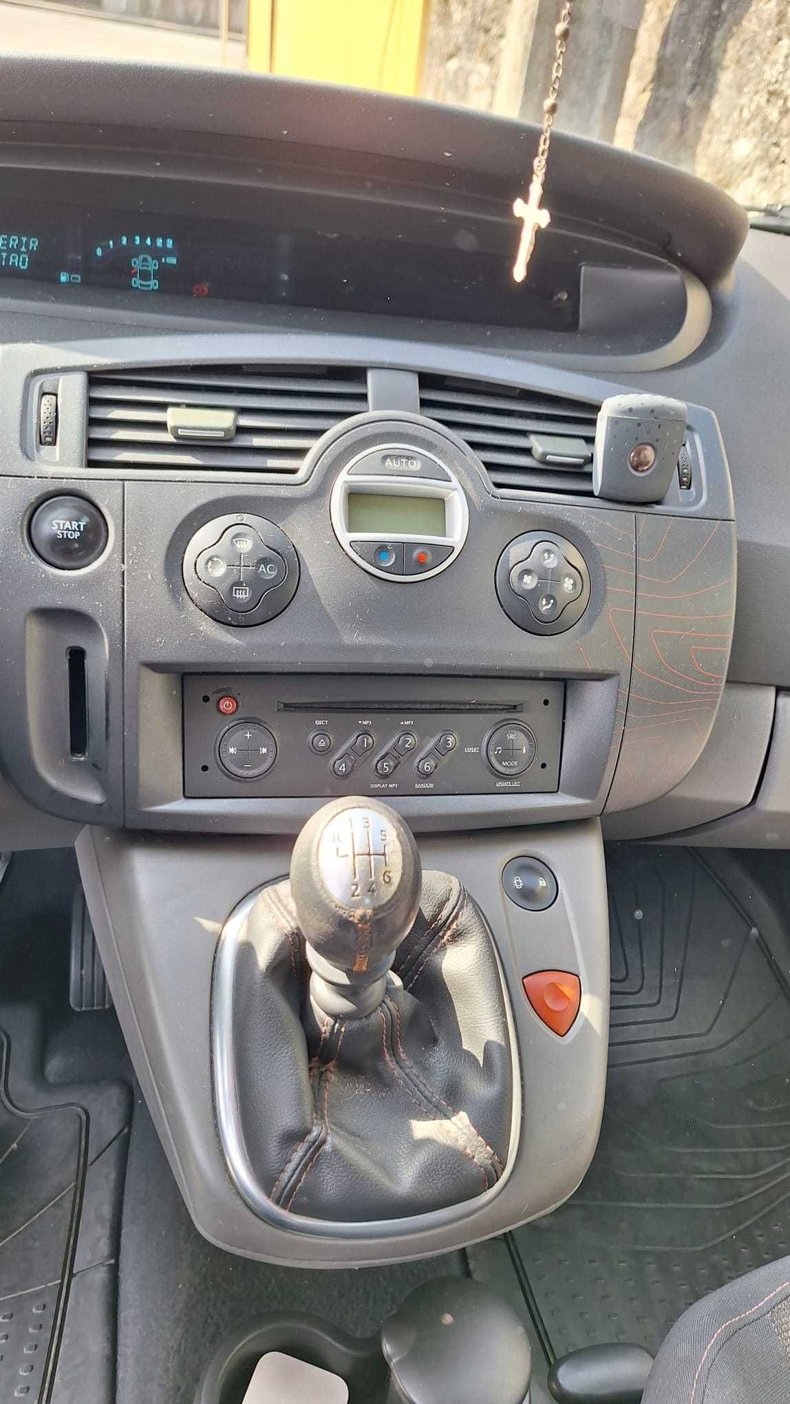 Vendo Reno Scenic conquest edição especial
