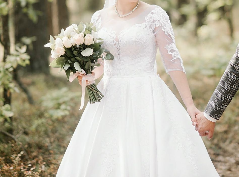 Весільна сукня!!!