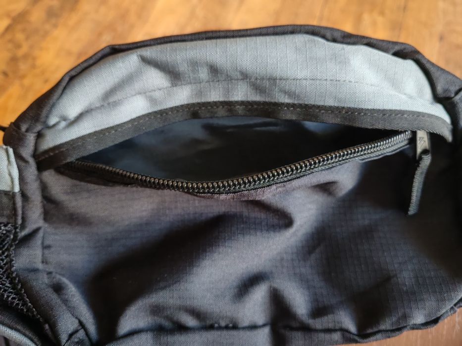 Велика сумка на пояс