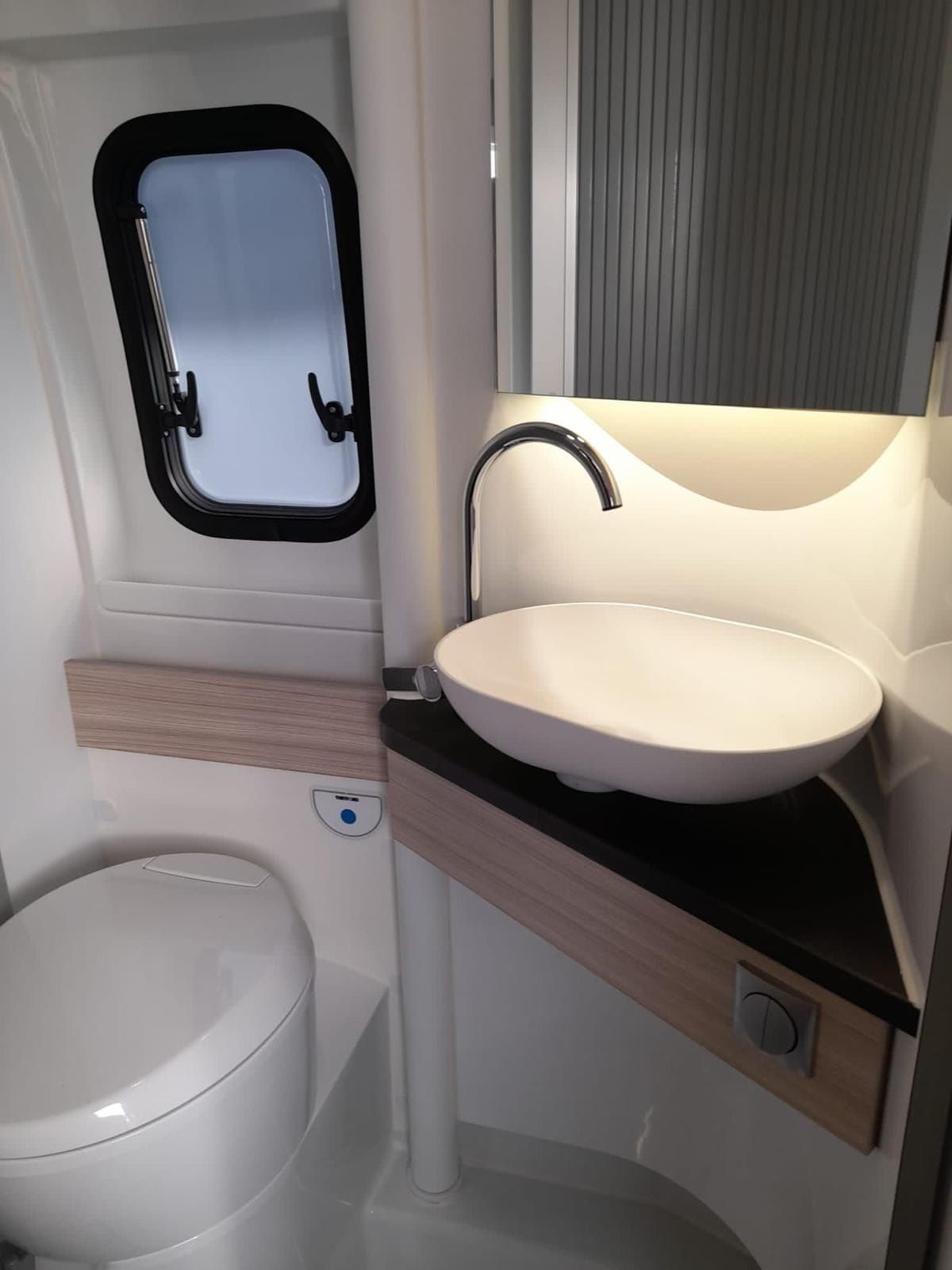 Adria Twin SGX 640 Plus