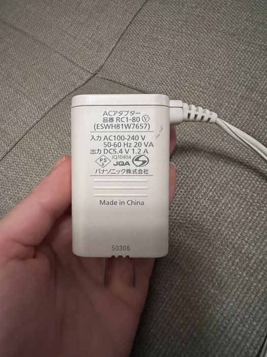 Електронний прилад для очищення обличчя Panasonic eh-sc50