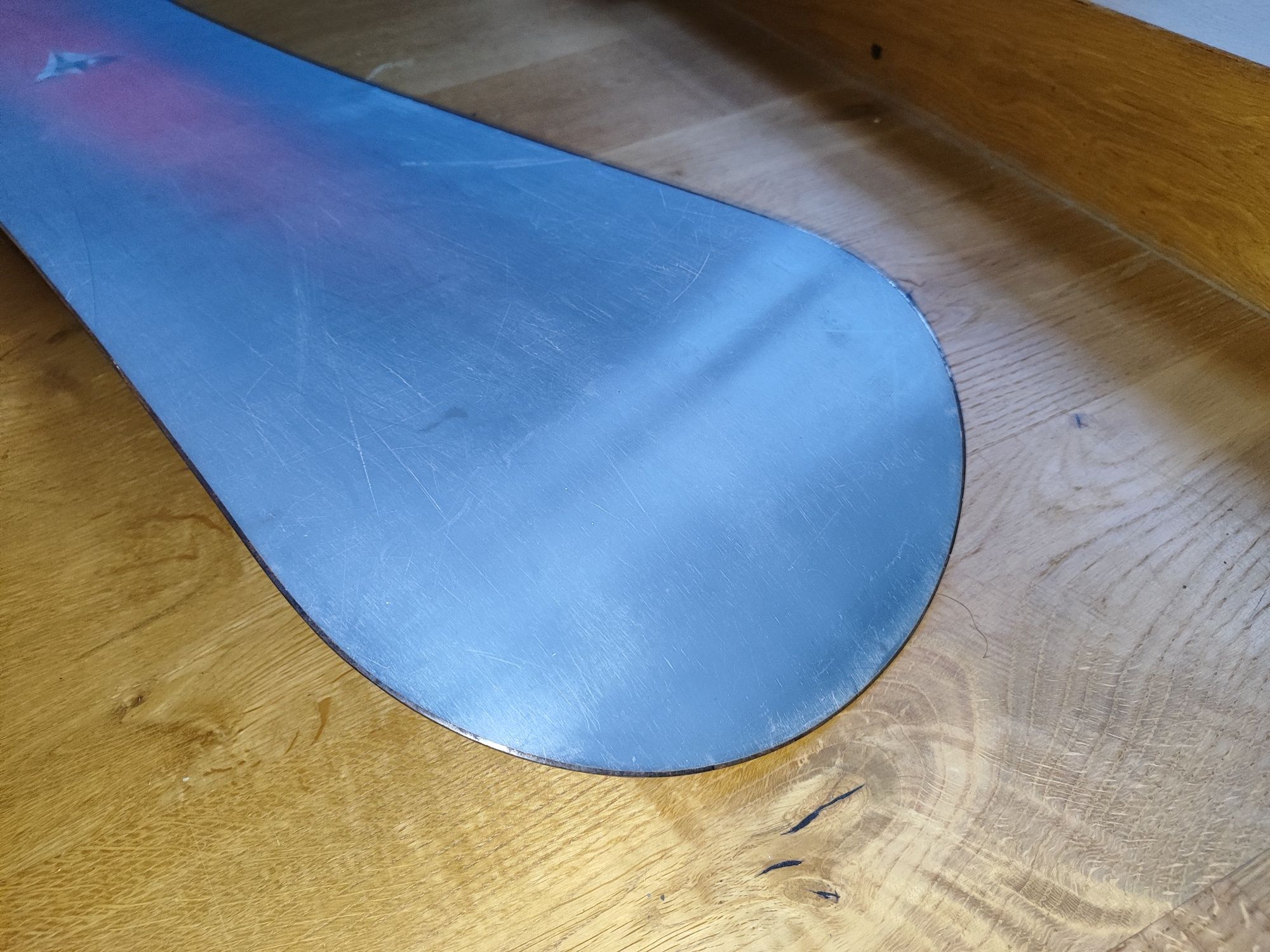Deska snowboardowa 159cm