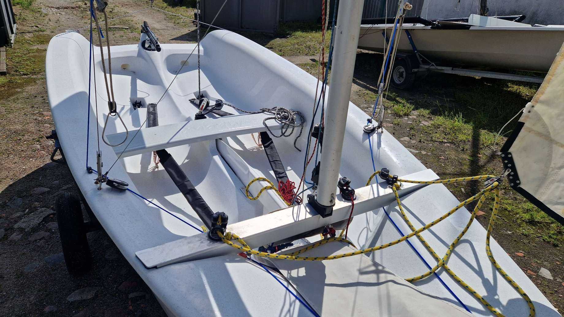 Łódź żaglowa żaglówka Topper Magno 3,94m + wózek slipowy