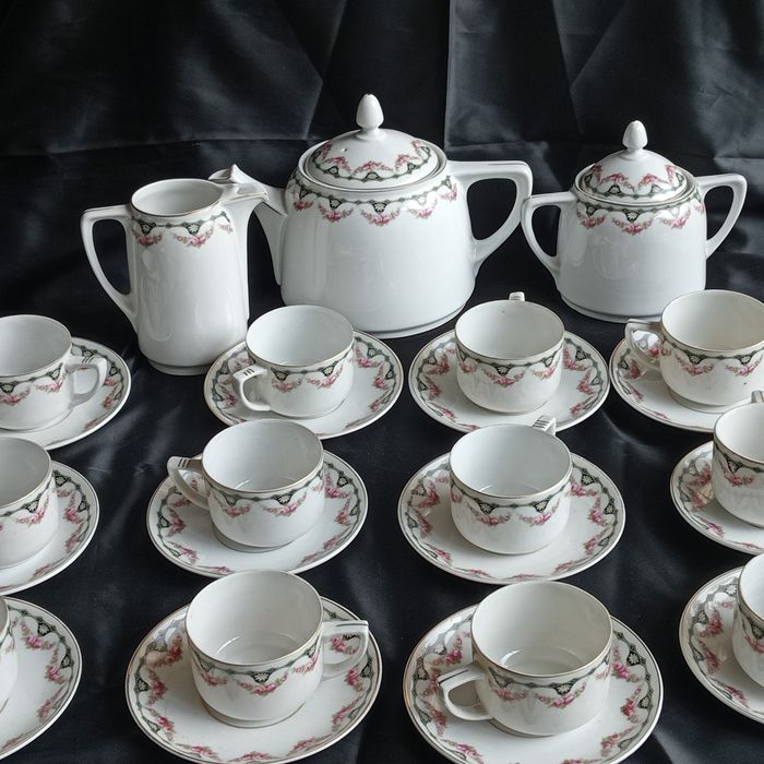 Serviço de porcelana café/chá impecável