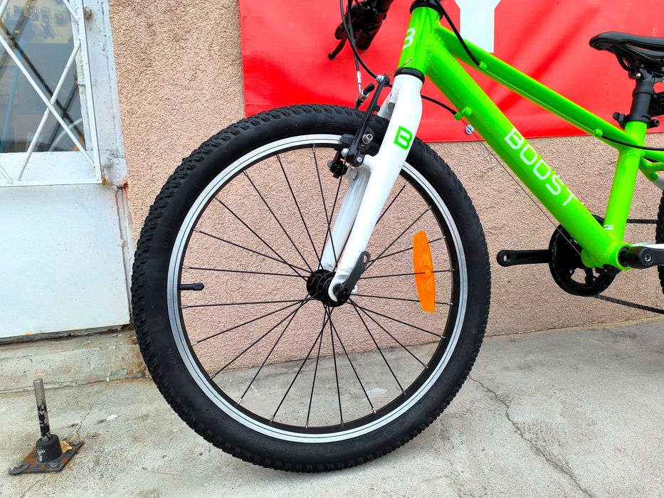 **SUPERLEKKI** Rower BOOST Sirox *Koła 20* Różne Kolory 8,5kg