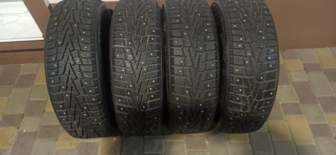 215 60 r17 100t  шип.