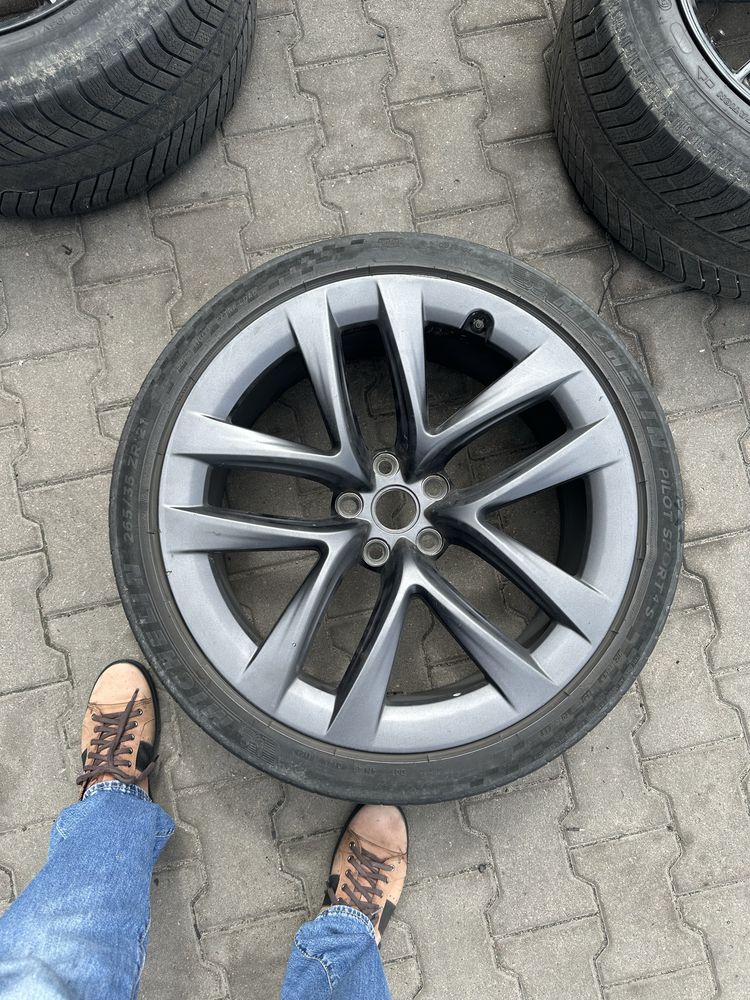 Комплект колес tesla model s