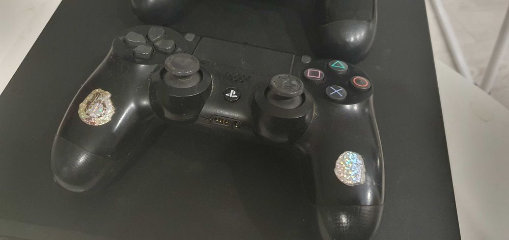 Konsola Playstation 4 Slim