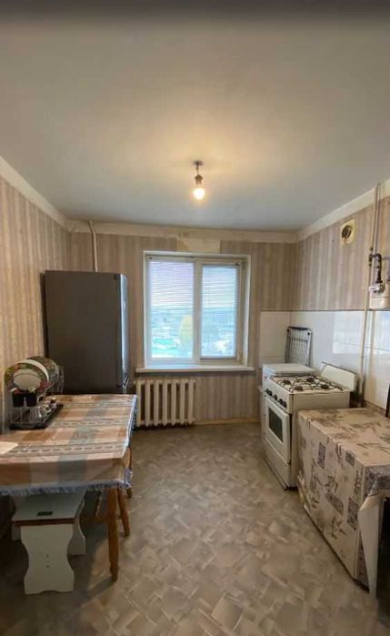 1 кім з кухнею 10 м2 в висотці СЛОБОЖАНСЬКИЙ (ГАЗЕТИ ПРАВДА) (718305)