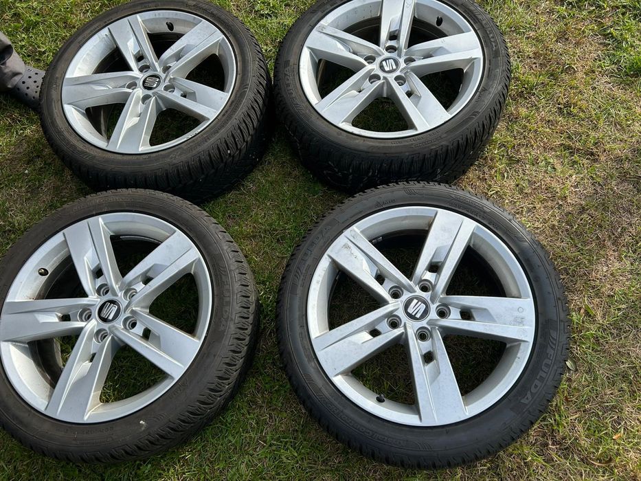 Seat  225/45/17 koła zimowe