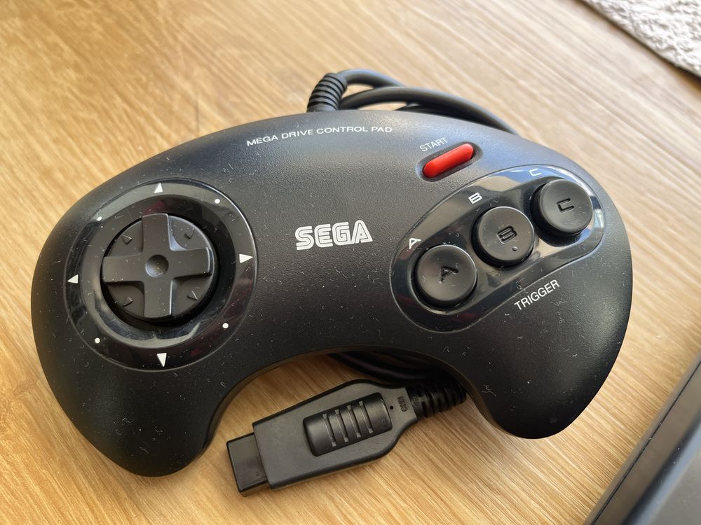 Sega Mega drive 2 - Completa na caixa