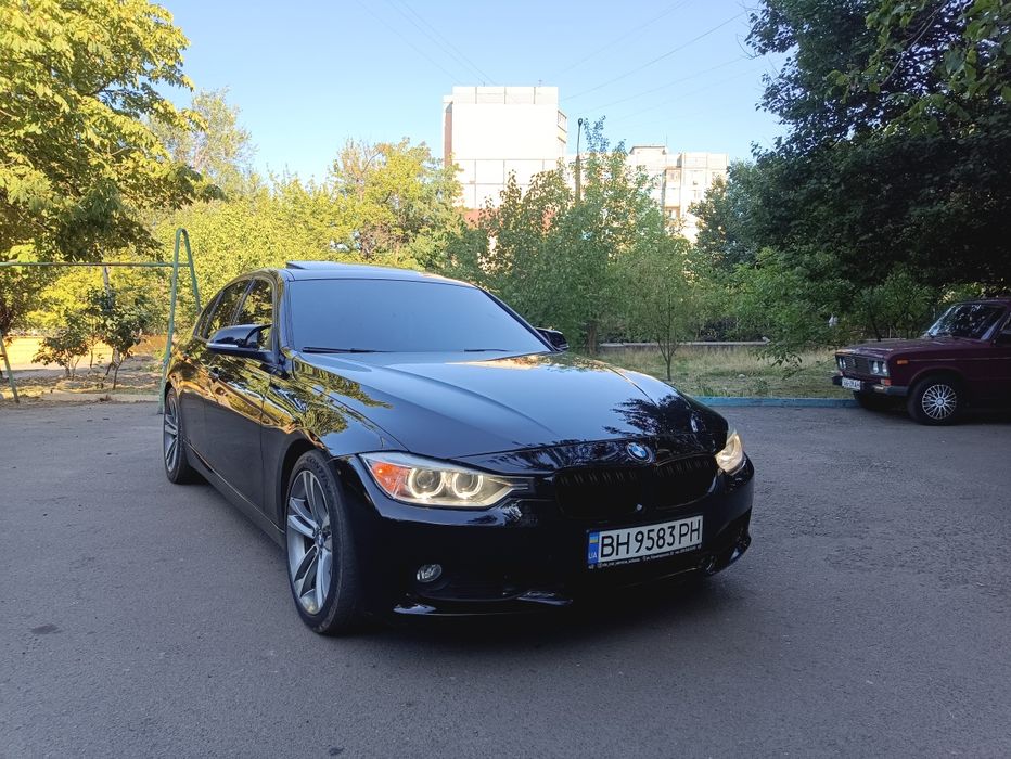 BMW f30 328i хорошая комплектация!!