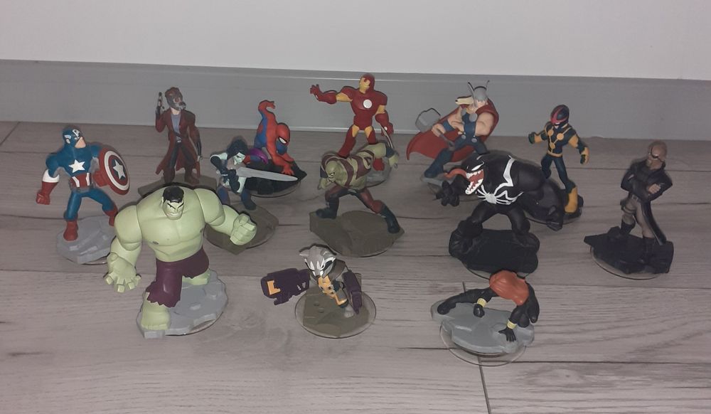 Figurki Disney Infinity + Skylanders 23szt