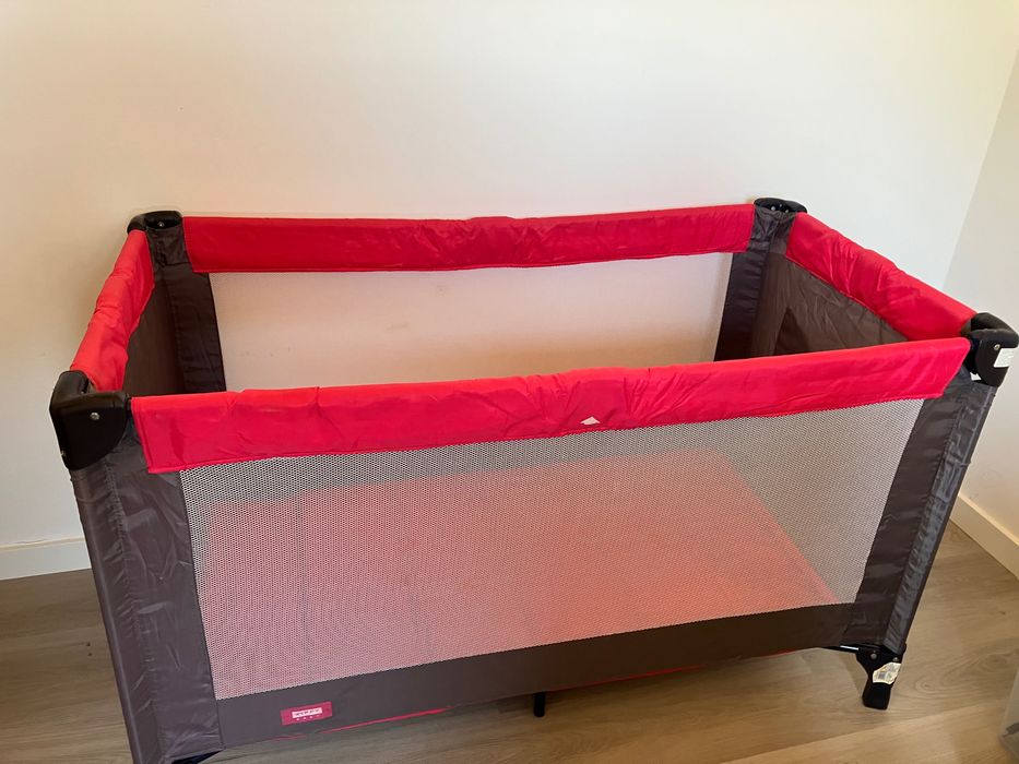 Cama bebé de viagem