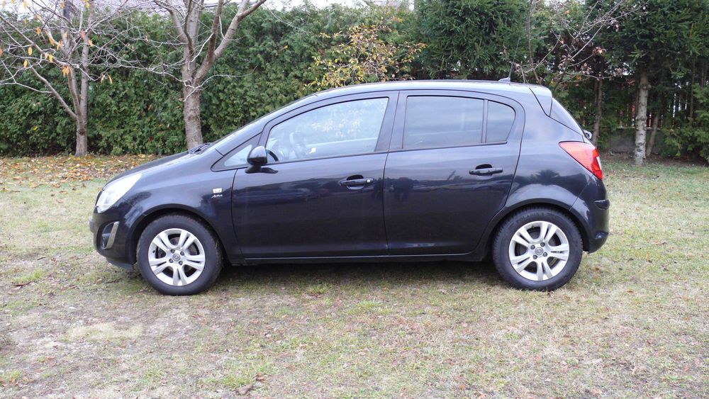 Opel Corsa  LIFT 2013r. 1,4 benzyna sprowadzony po  opłatach