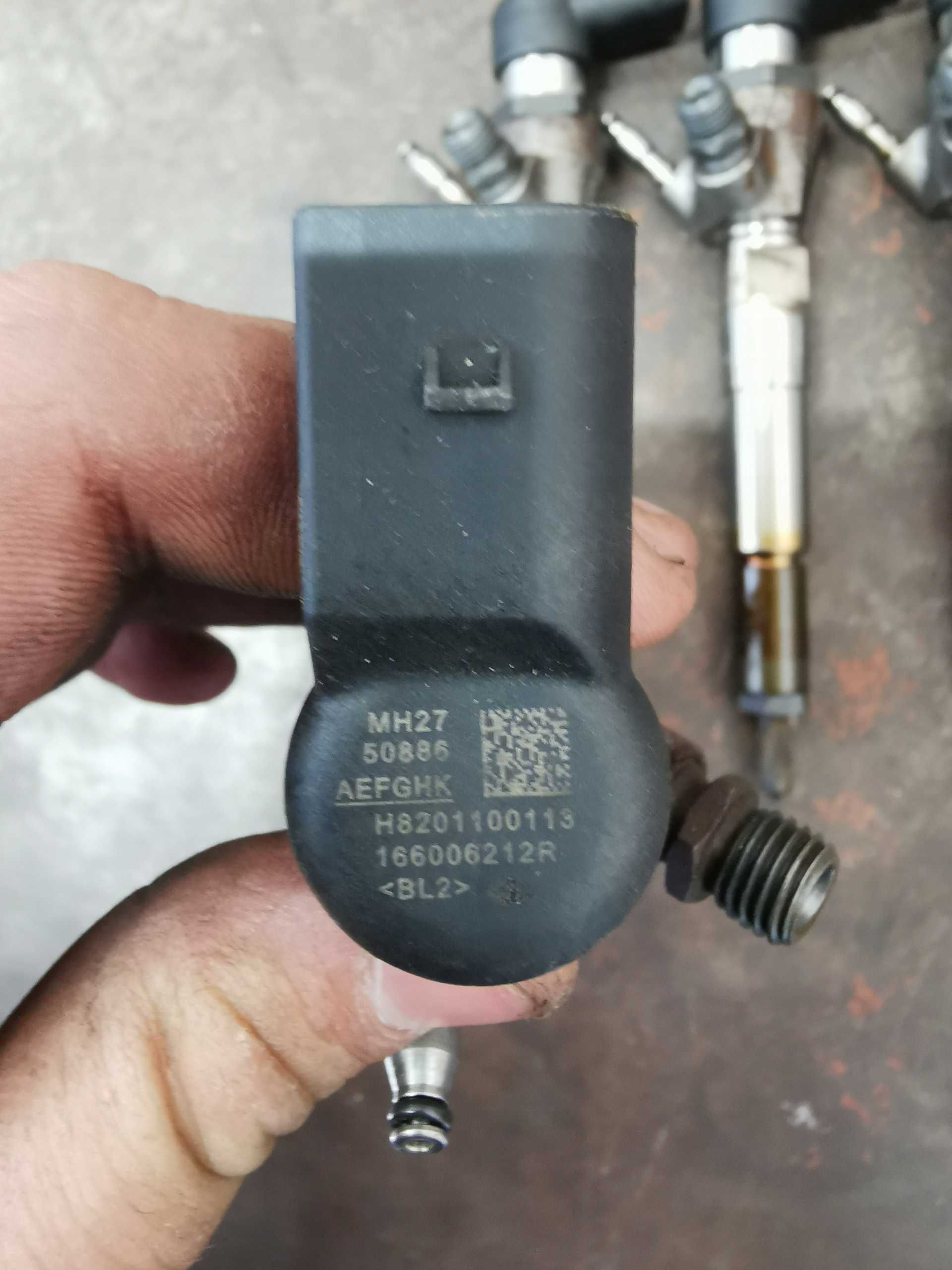 Injector Nissan Qashqai Renault dacia mercedes continental