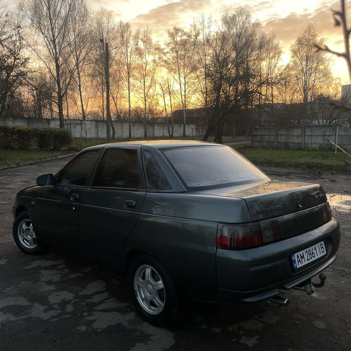 Продам ваз 2110 16v