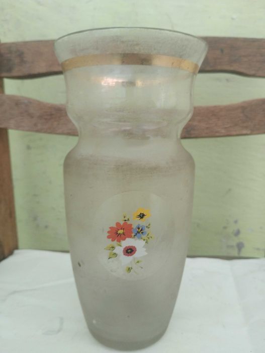 ваза для квiтiв матова