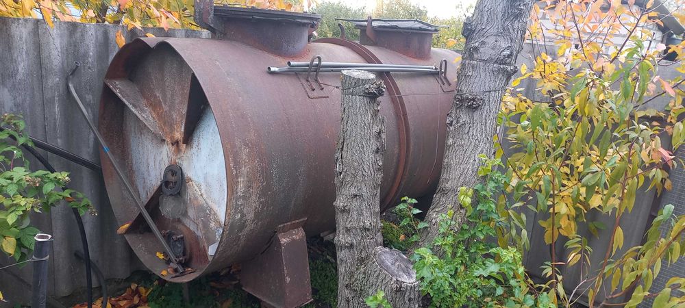 Бочка металева 2м куб