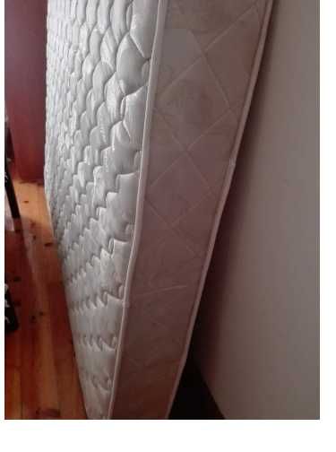 Cama casal de qualidade