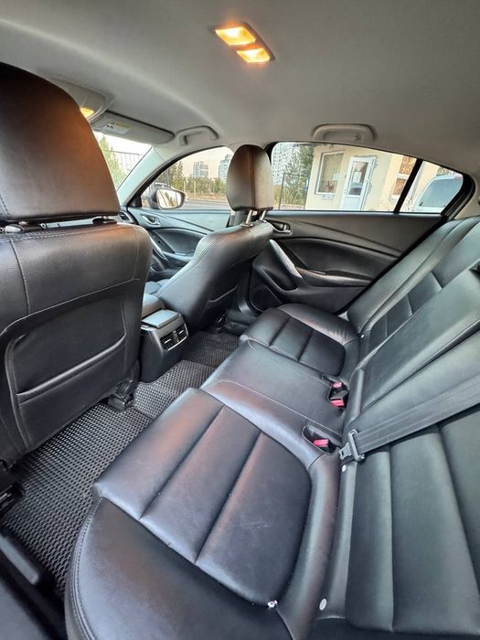 Продам mazda 6 2,5 бензин