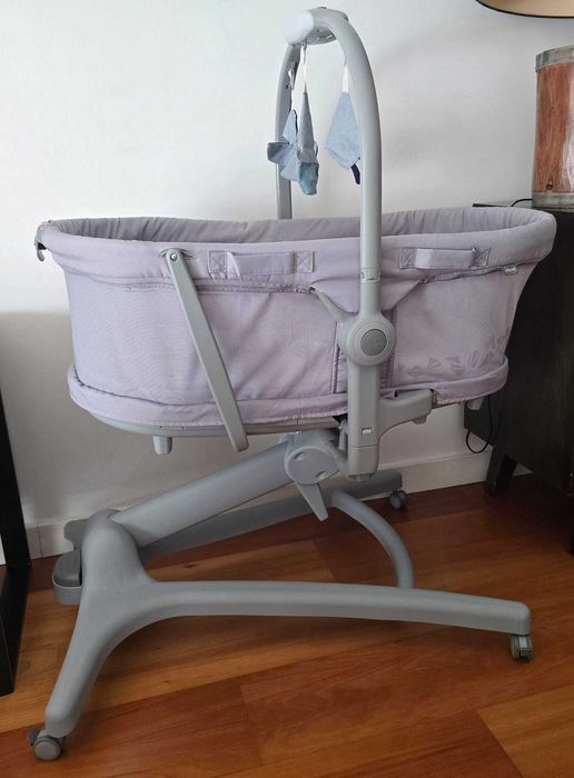 Babyhug 5 em 1 Pro Earl Grey com oferta de colchão novo