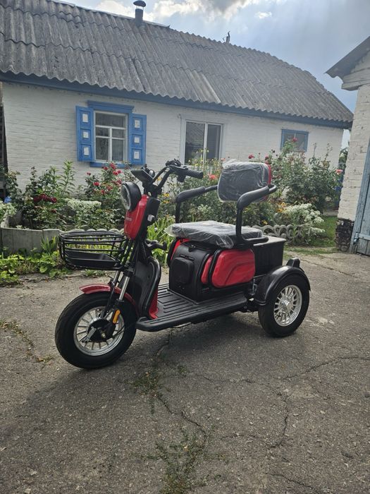 Триколісний Електроскутер FORTE S1 Red