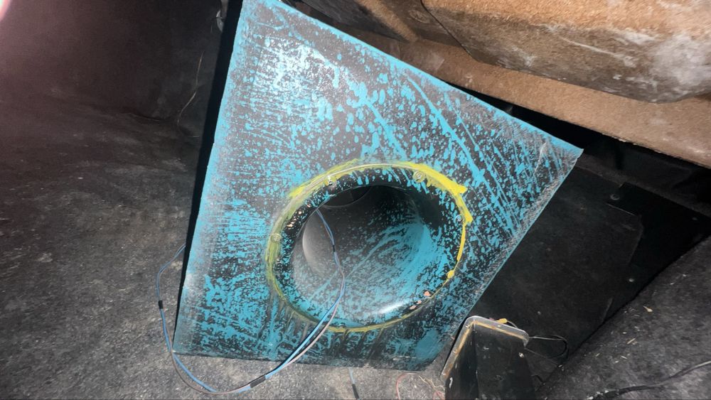 Продам саб буфер 12 дюймів 300в максимально