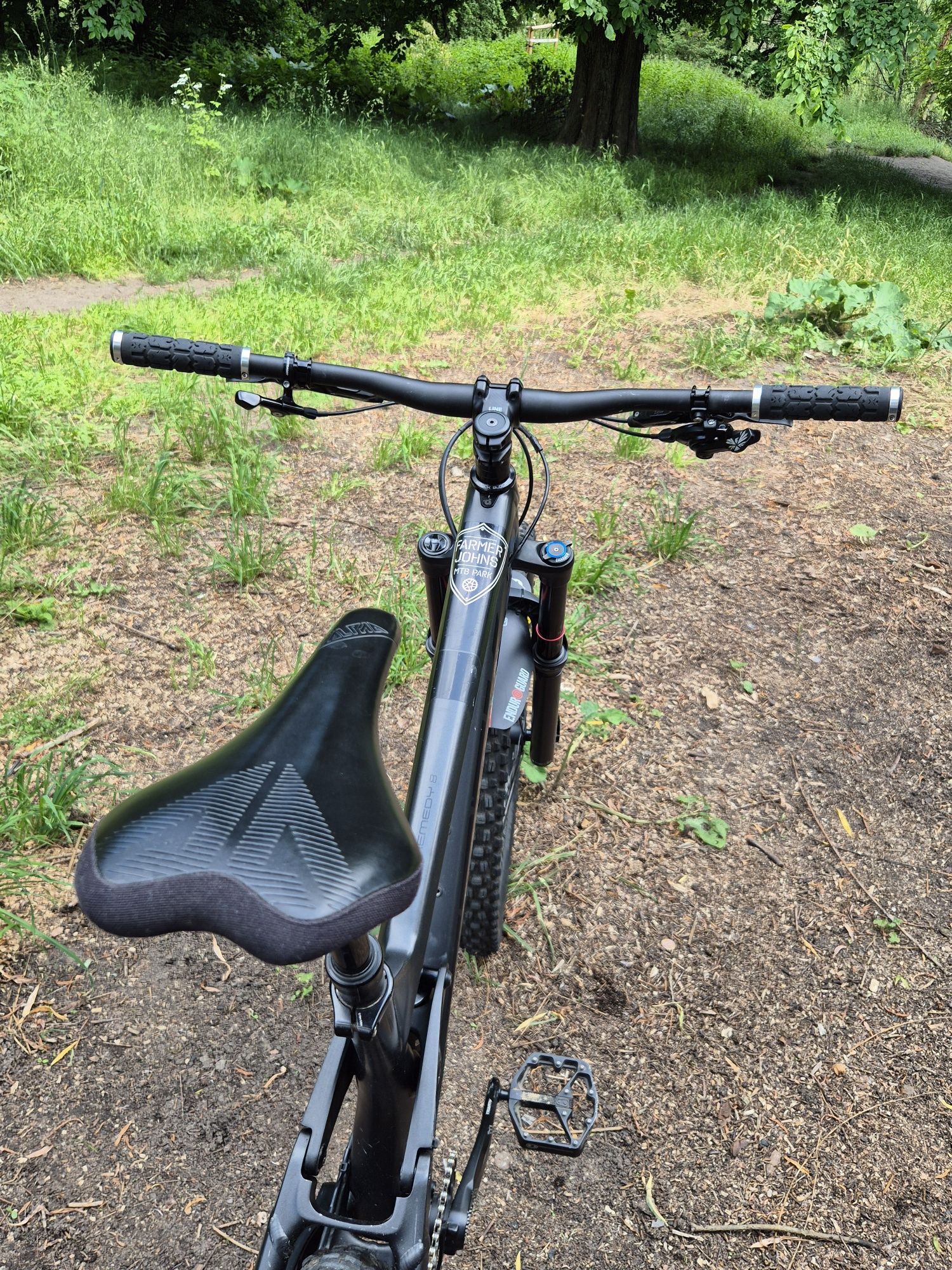 TREK Remedy 8, rozmiar L, koła 27.5" (enduro, trail)