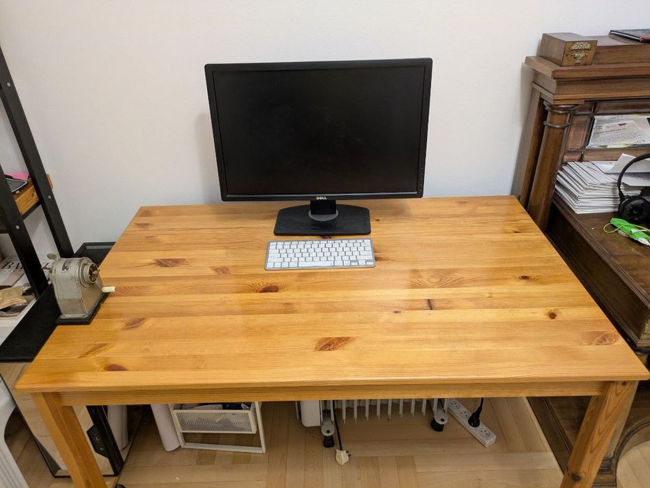 Biurko IKEA z litego drewna