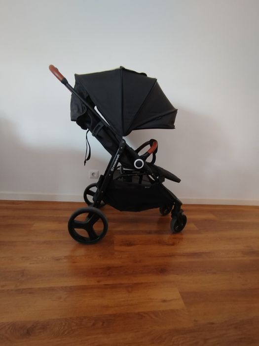 Carrinho de bebé Kinderkraft – como novo