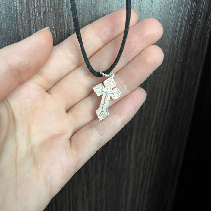 Недорогі срібні хрестики