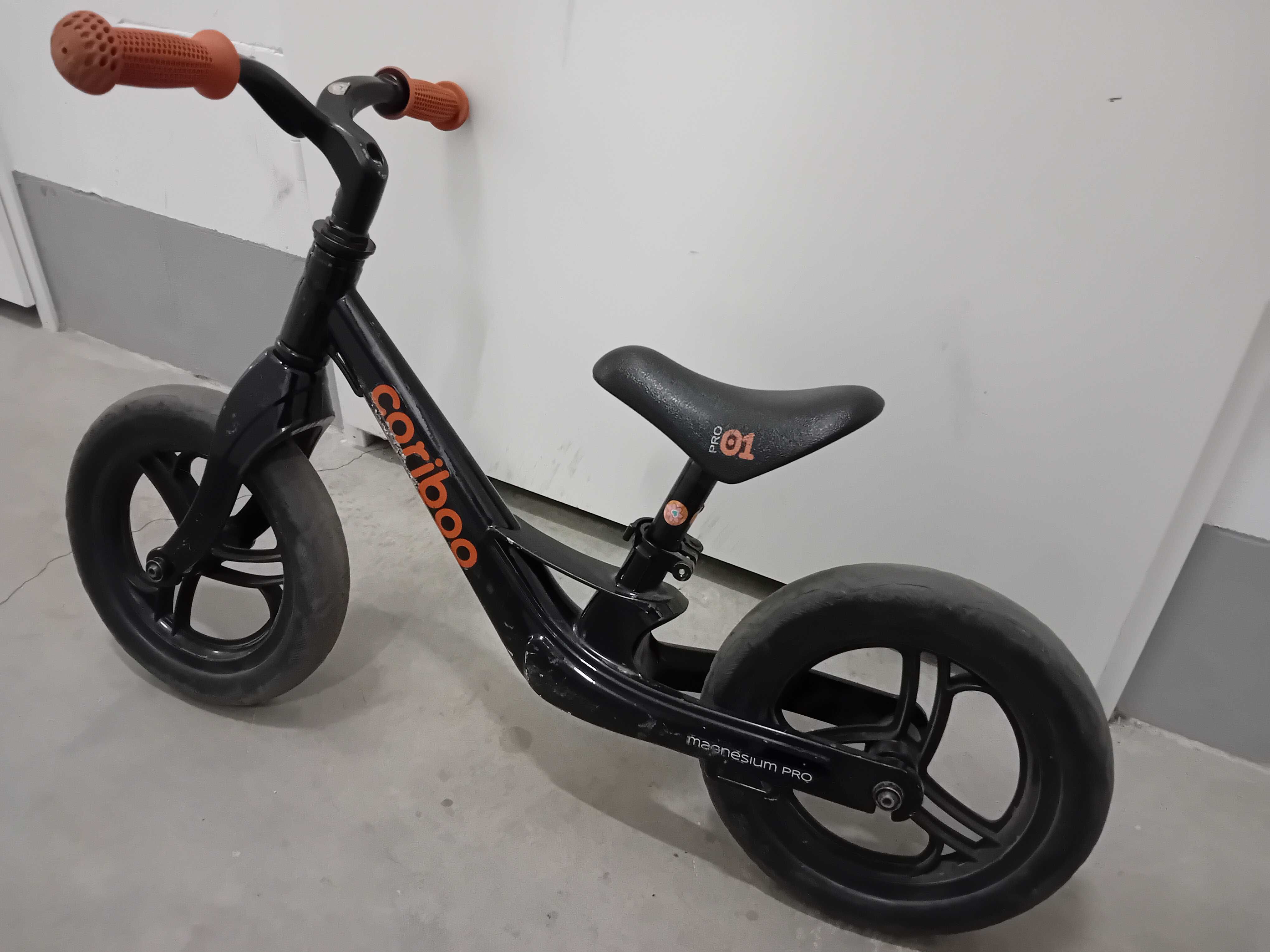 Rowerek biegowy Cariboo magnesium pro 12''