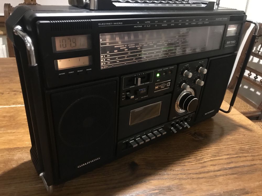 Radiomagnetofon Grundig RR1140