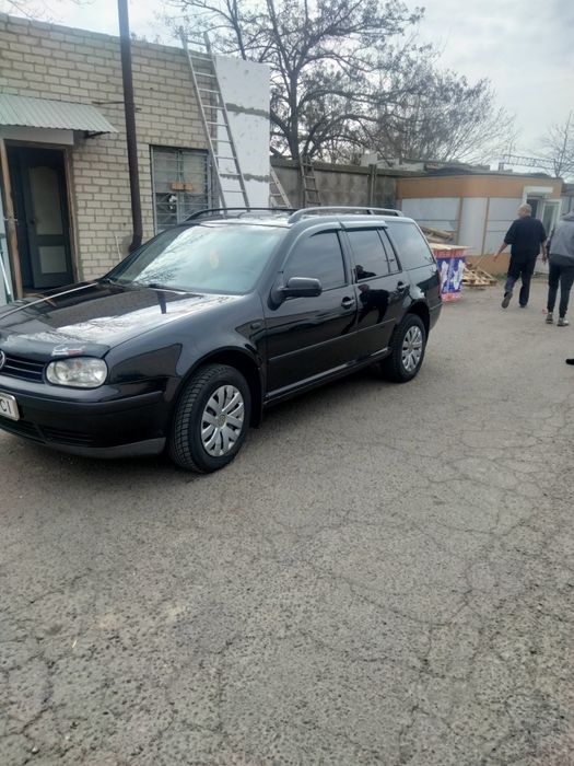 Volkswagen golf 1.6 mpi